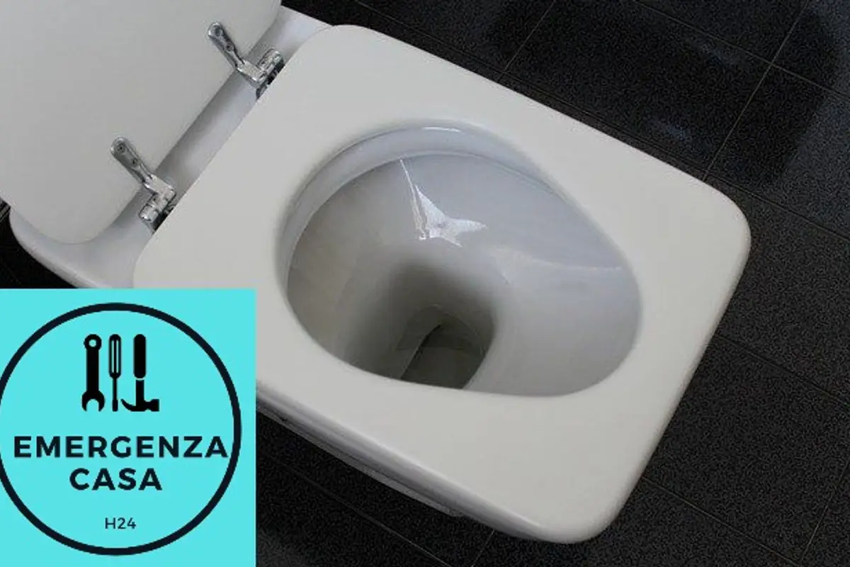 Spurgo wc a Cantù